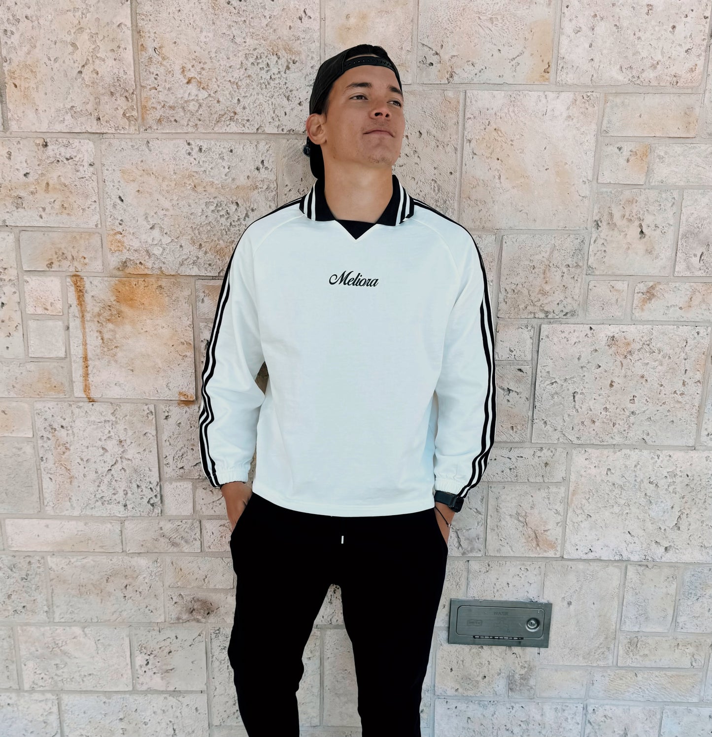 White Collar Sweatshirt